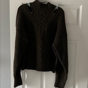 Women's olive/green Cable Knit Sweater